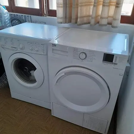 Rose Street House Проживание в семье Ангра-ду-Эроижму